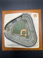 Vintage Yankee Stadium 3D Stadium Replica Plaque Wood Base NY Yankees Baseball