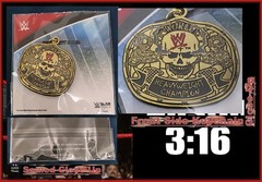 Lootcrate WWE Slam Crate Stone Cold Steve Austin Smoking Skull Belt Keychain NEW