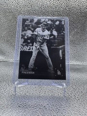 2025 Topps Black & White – Freddie Freeman #020