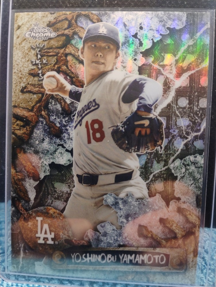 YOSHINOBU YAMAMOTO 2026 TOPPS CHROME X CACTUS JACK REFRACTOR #18 DODGERS