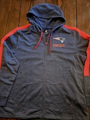 NEW ENGLAND PATRIOTS LOGO ATHLETIC NAVY AND RED HOODIE IN MENS SIZE XL