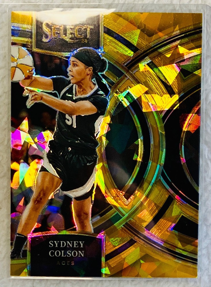 🏀2024 WNBA Panini Select Gold Cracked Ice SYDNEY COLSON SSP 3/10 Aces Protector