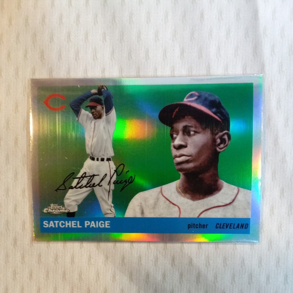 🪶2025 Topps Chrome Platinum Satchel Paige refractor