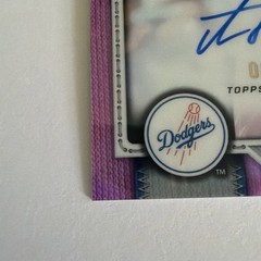 2026 Topps Chrome Alex Freeland RC On Card Auto 082/250 Pink Refractor Dodgers