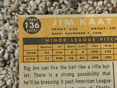 1960 Topps Jim Kaat #136 (RC) Sport Magazine 1960 Rookie Star
