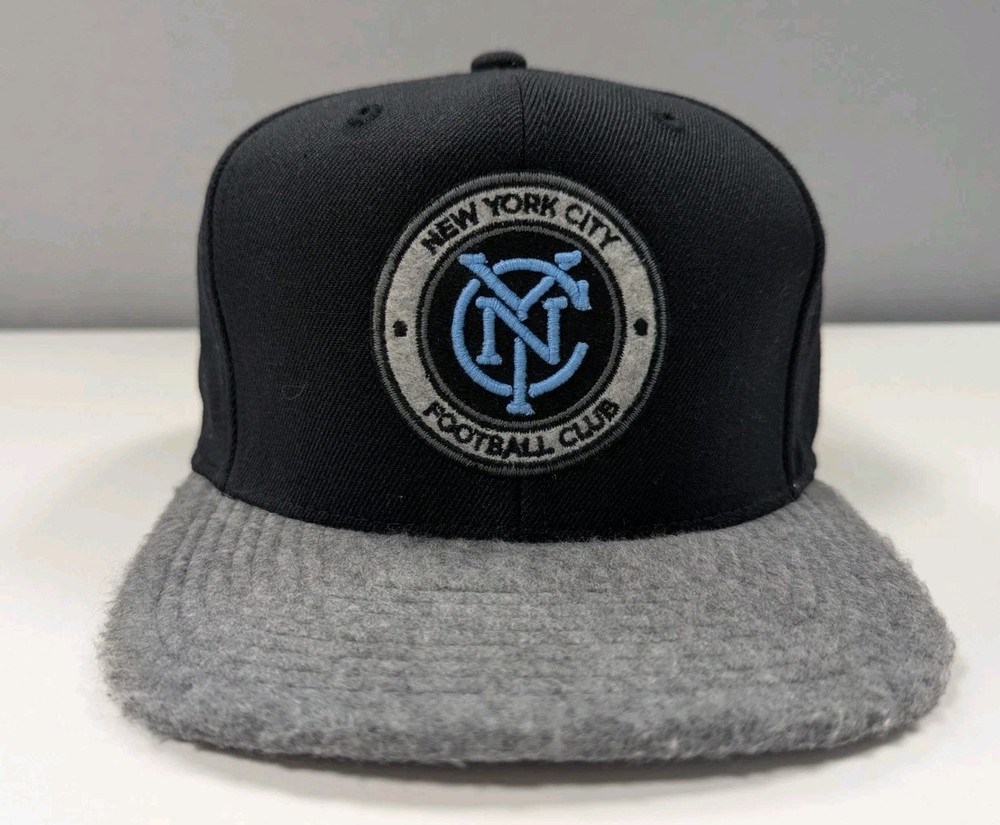 NYC Football Club Mitchell & Ness Fitted Cap Hat Furry Brim Black/Gray Sz 7 3/8