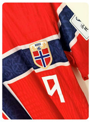 2026 Norway Haaland Signed Style Home Player Version Soccer Jersey Football Shir