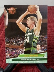 1992-93 Fleer Ultra Brad Lohaus #299 Milwaukee Bucks Basketball Card NBA NM