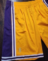 NWT Mitchell & Ness Los Angeles Lakers Basketball Shorts Mens 2XL Big Yellow
