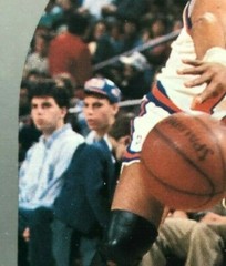 1990-1991 NBA Hoops Mark Jackson Knicks Card #205 w/ Menendez Brothers Courtside