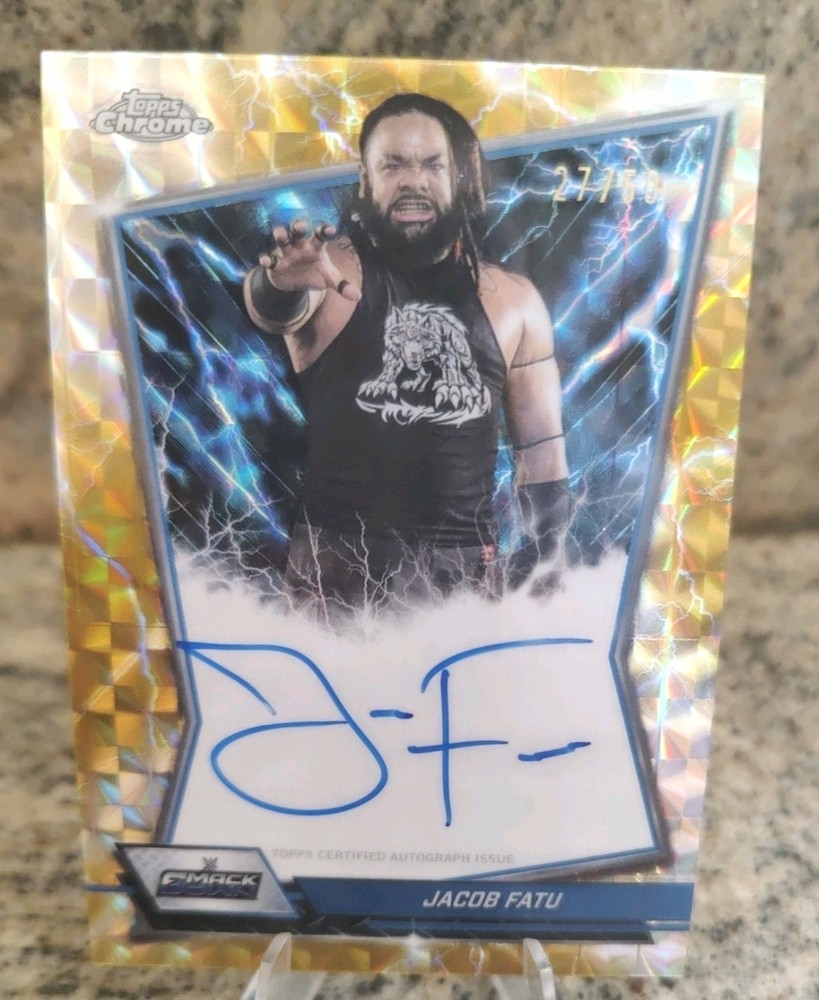 🔥🔥2026 Topps Chrome WWE Jacob Fatu Autograph Gold Geometric Refractor &rsquo;27/50📈