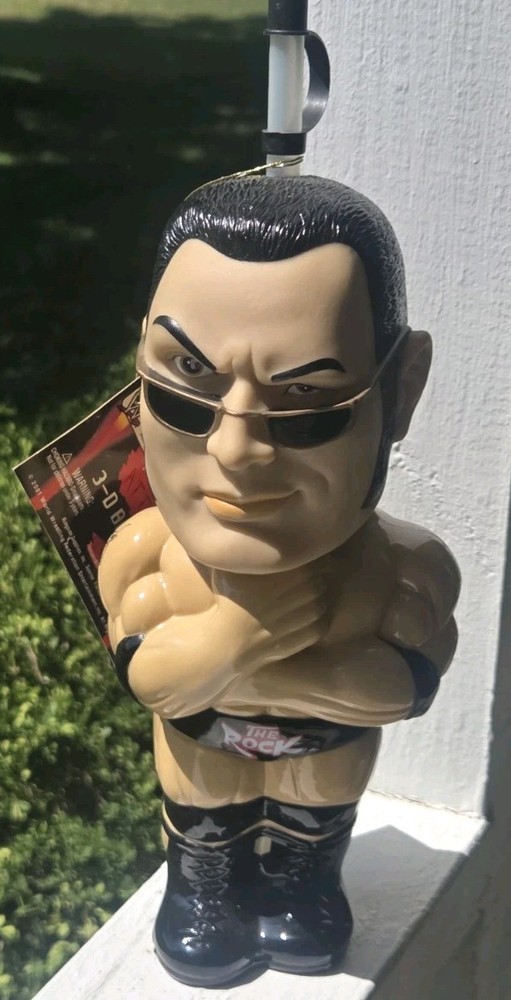 c 2001 The Rock Water Bottle WWF Dwayne Johnson Vintage 3-D Big Sipper New w Tag