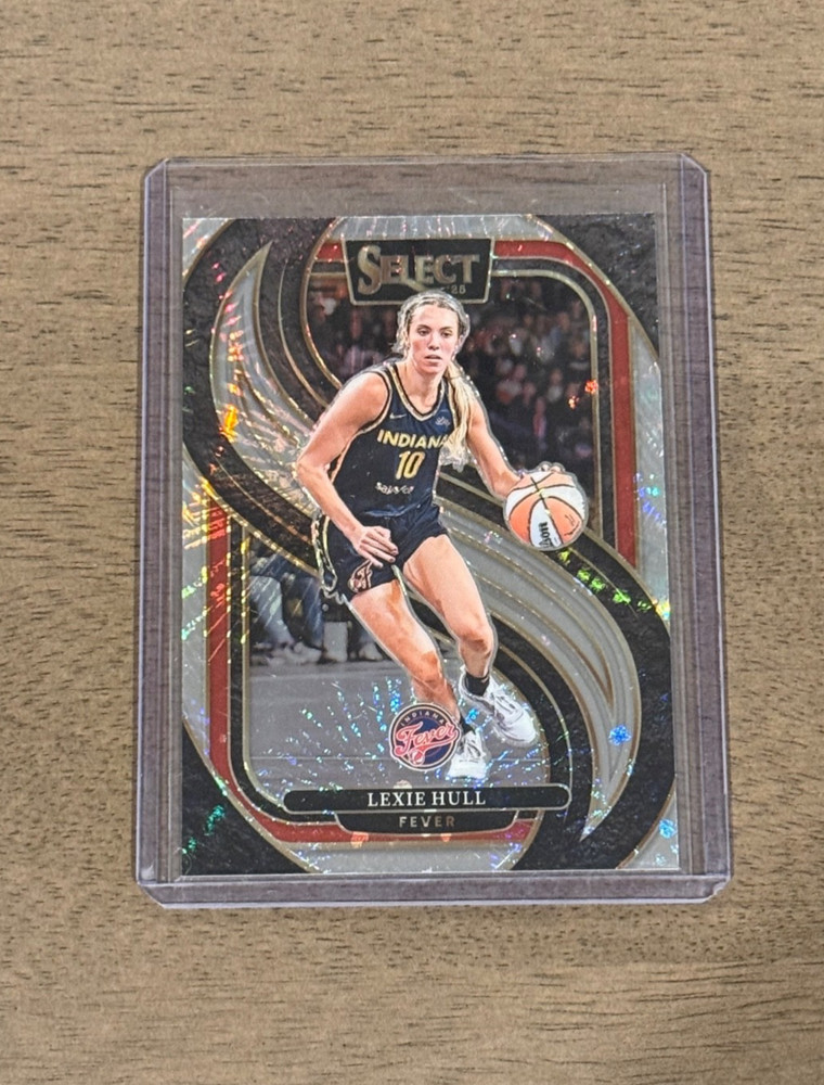 2025 Panini Select WNBA – Lexie Hull Premier Level #138 Silver Party Prizm