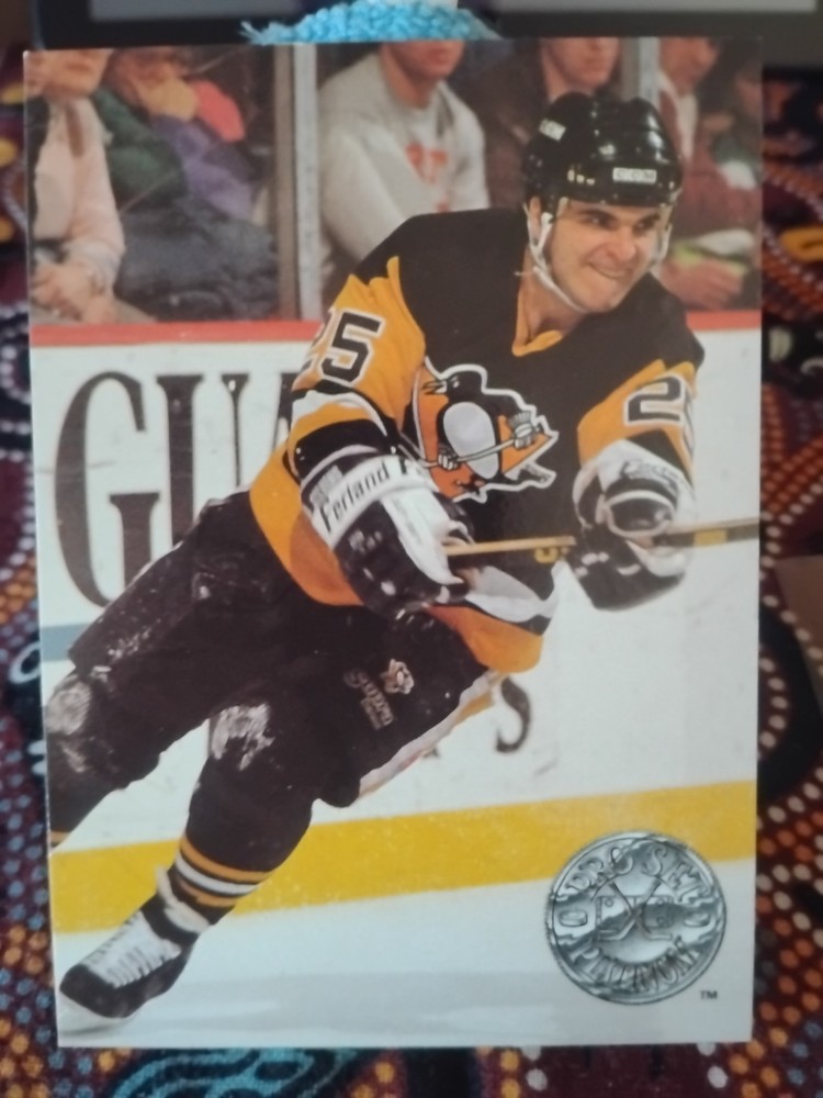 Kevin Stevens – 1991-92 Pro Set Platinum Hockey